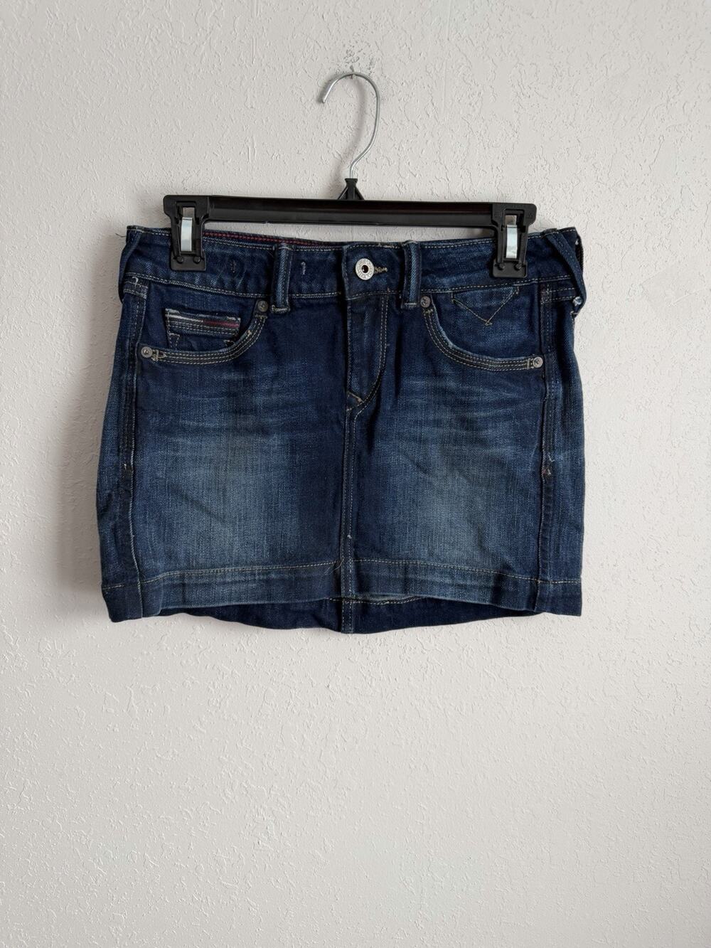 Hilfiger Denim Sophie Mini Denim Skirt Womens XS Dark Wash Blue Y2K 2000s